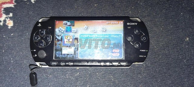 psp slim 2001 flaché pris négociable 
