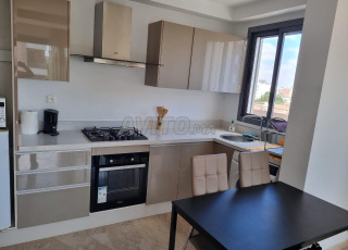 Appartement 2 ch vide à louer à oasis 