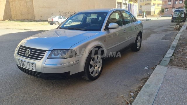 Volkswagen Passat Essence Manuelle 2002 à Fès