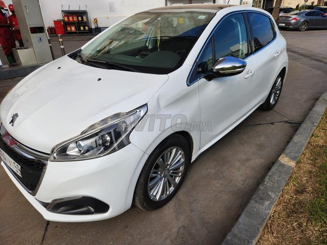 Peugeot 208 occasion Diesel Modèle 