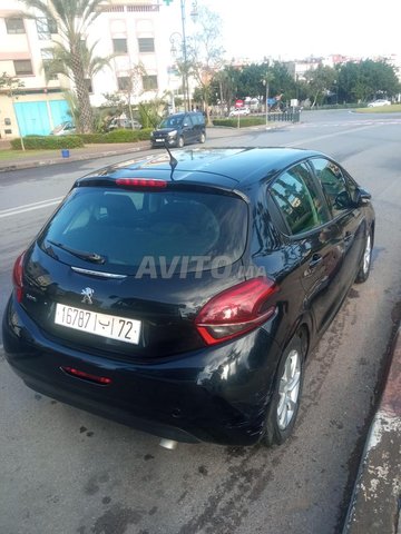 Peugeot 208 occasion Diesel Modèle 