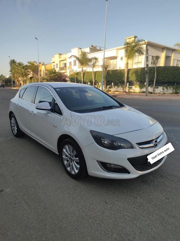 Opel Astra occasion Diesel Modèle 