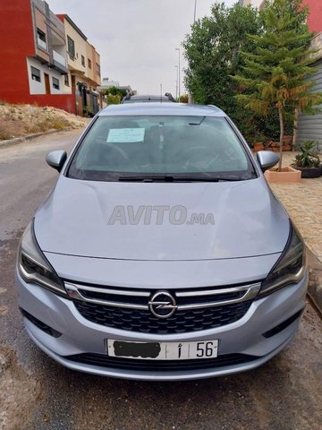 Opel Astra occasion Diesel Modèle 