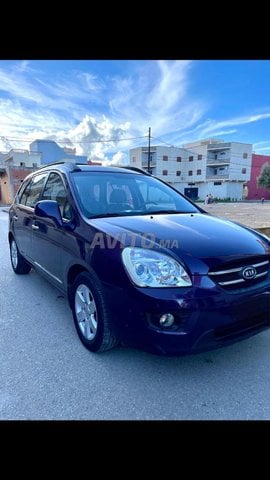  Kia Carens