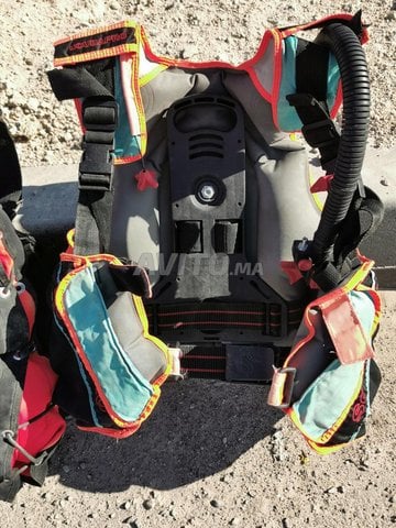 Gilet stabilisateur plongée sous marin