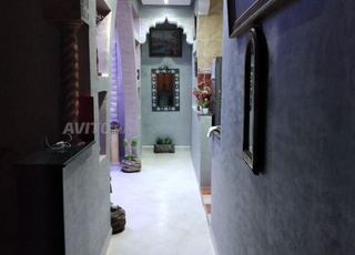 Maison R1 avec garçonnière et petit jardin