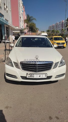 Mercedes-Benz 220 occasion Diesel Modèle 