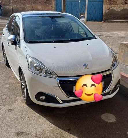 Peugeot 208 occasion Diesel Modèle 