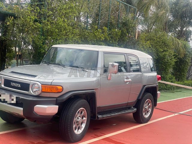 Toyota FJ CRUISER occasion Essence Modèle 