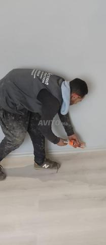PARQUET STRATIFIE HDF8MM PLINTHE MOUSSE & POSE PRO