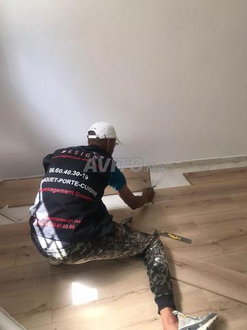 PARQUET STRATIFIE HDF8MM PLINTHE MOUSSE & POSE PRO