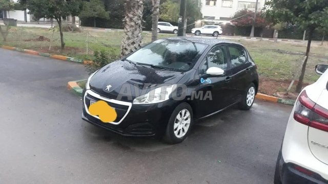 Peugeot 208 occasion Diesel Modèle 