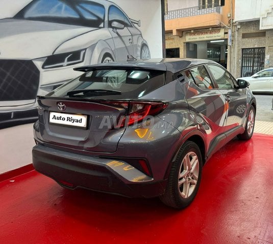 Toyota C-HR occasion Hybride Modèle 