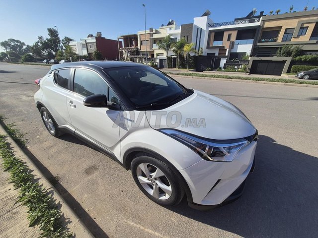 Toyota C-HR occasion Hybride Modèle 