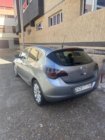 Opel Astra occasion Diesel Modèle 