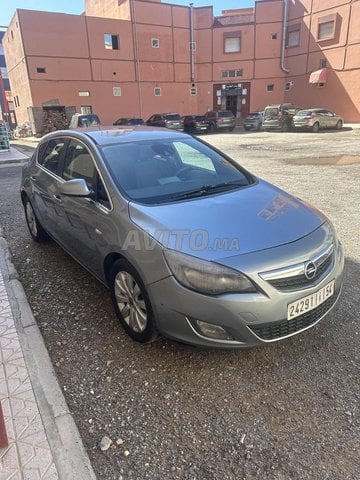 Opel Astra occasion Diesel Modèle 