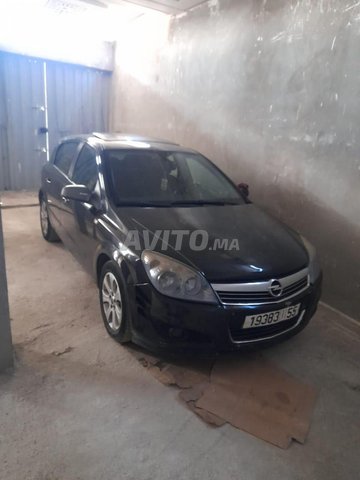 Opel Astra occasion Diesel Modèle 