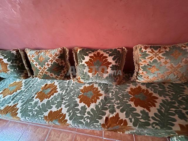 صالون تقليدي في حالة جيدة جدا - 2