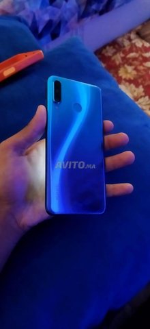 hwawi y7 prime