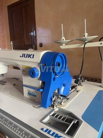 Machine à coudre 
