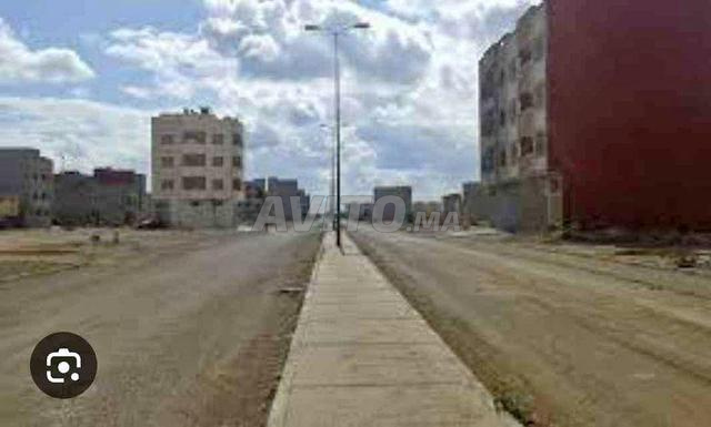  بلاطو بسانسور مكازة لاكاف نهضة كبري على شارع