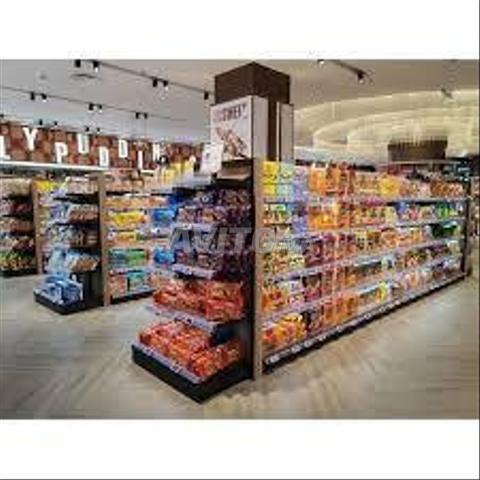 étagers léger et supermarché 