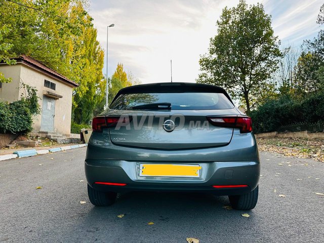 Opel Astra occasion Diesel Modèle 