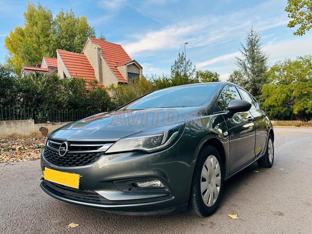 Opel Astra occasion Diesel Modèle 