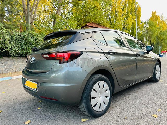 Opel Astra occasion Diesel Modèle 