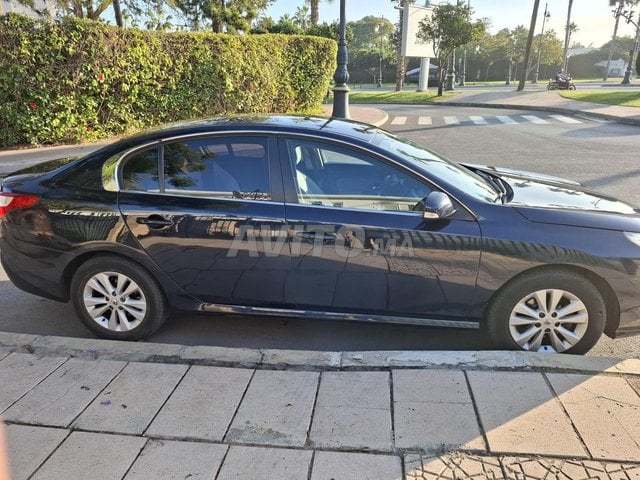 Renault Latitude occasion Diesel Modèle 