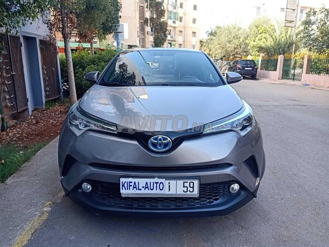 Toyota C-HR occasion Hybride Modèle 