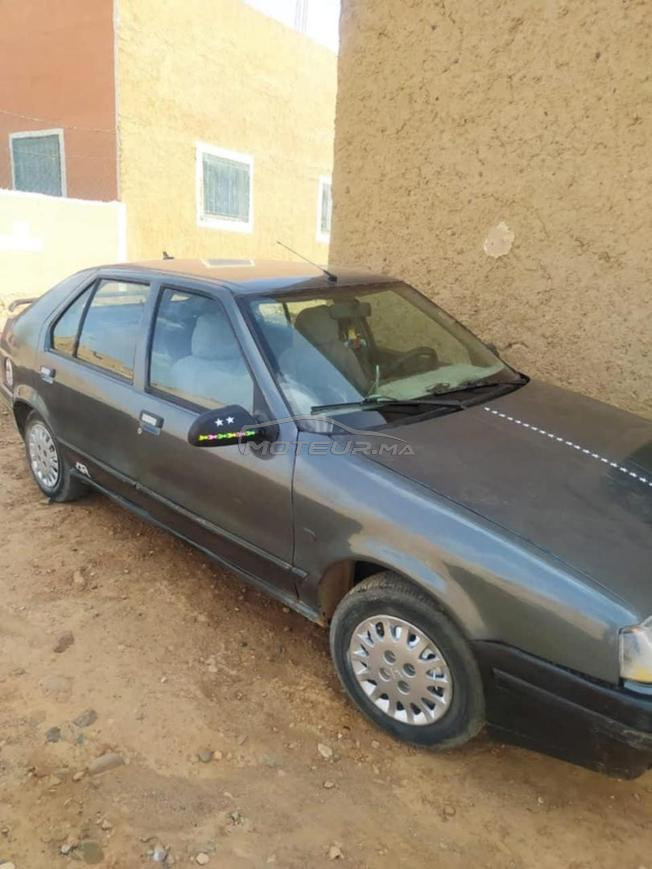 Renault 19 Essence Manuelle 1989 à Ouarzazate