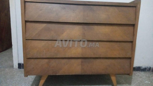 Commode vintage pieds compas datant des années 60