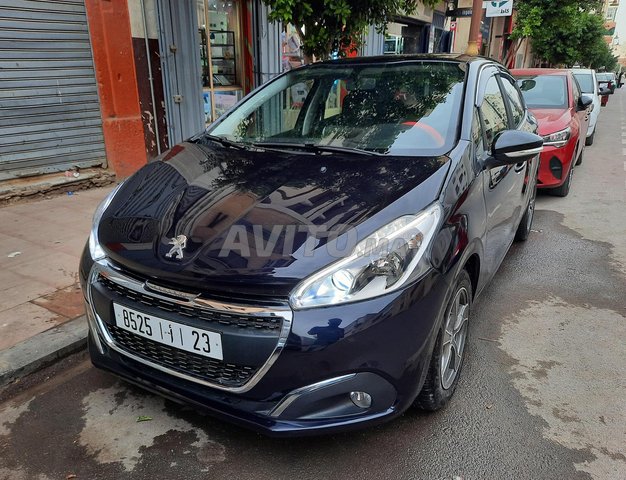 Peugeot 208 occasion Diesel Modèle 