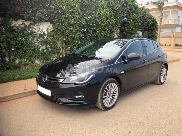 Opel Astra occasion Diesel Modèle 