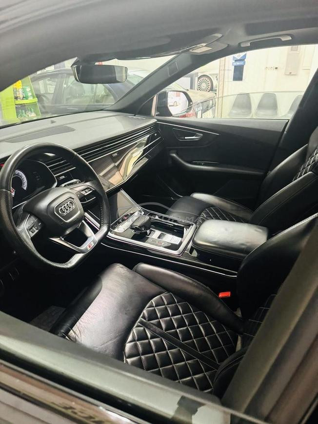 Audi Q8 S-line à vendre