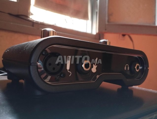 Line 6 POD STUDIO UX1