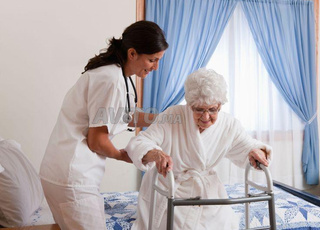 Agence (Femme de ménage cuisinière garde malade)