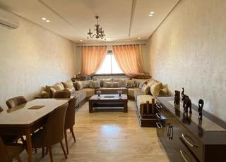 شقة F4 سكنية مفروشة