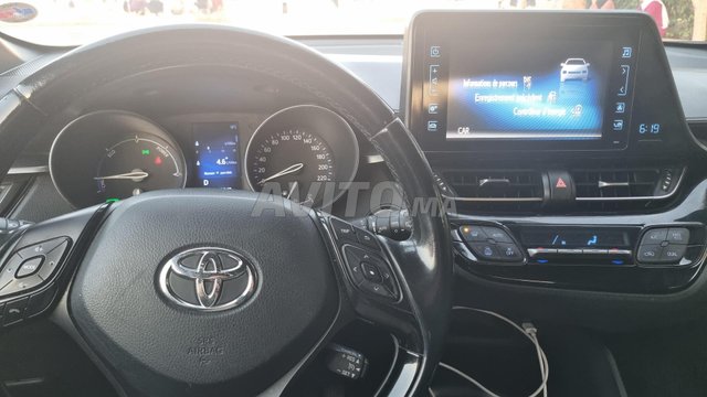 Toyota C-HR occasion Hybride Modèle 