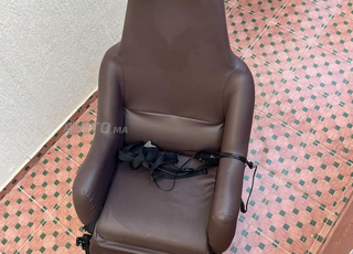 Fauteuil électrique pour personnes handicapées 