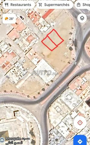 زوج بقع سكنية في الراحة 