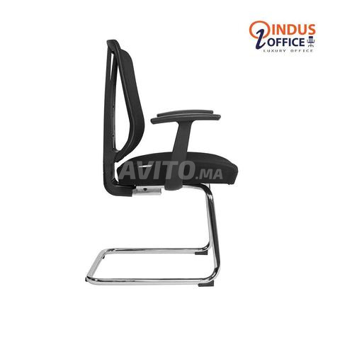 A vendre Chaise Visiteur REF D-T-081C-1-04