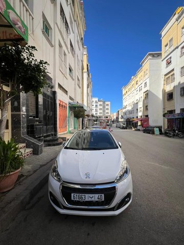 Peugeot 208 occasion Diesel Modèle 