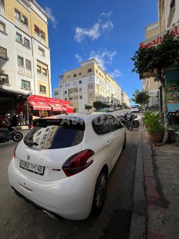 Peugeot 208 occasion Diesel Modèle 