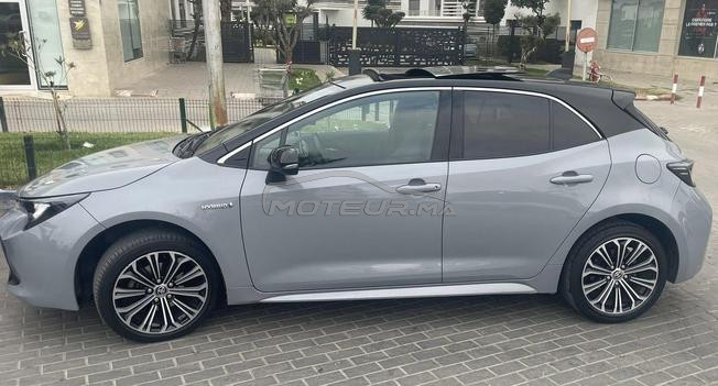 Toyota corolla s hybrid