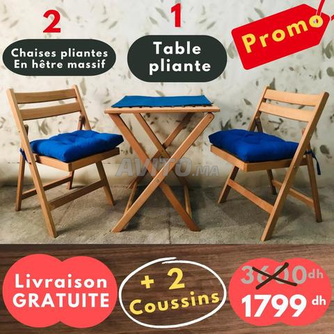 Ensemble de chaises et table en bois pliable - 2