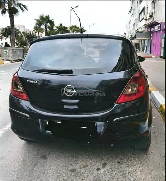 Opel Corsa Essence Manuelle 2011 à Casablanca