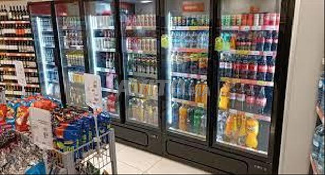 étager léger et rayonnage supermarché 