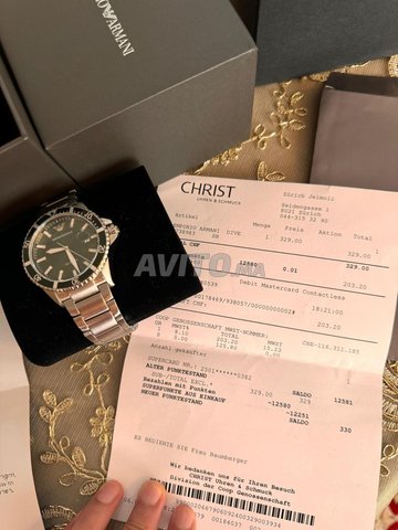 Montre Emporio Armani original avec facture neuf 